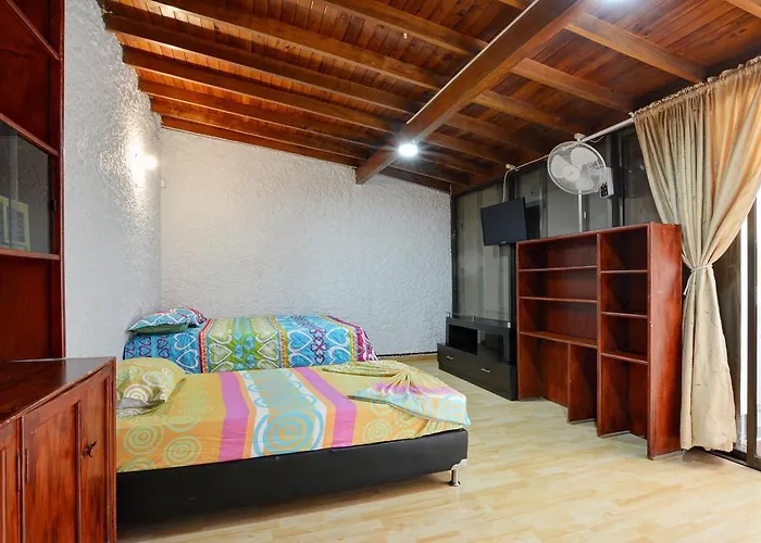 Casa Grande Para Grupos Siete Habitaciones Big House 7 Bedrooms