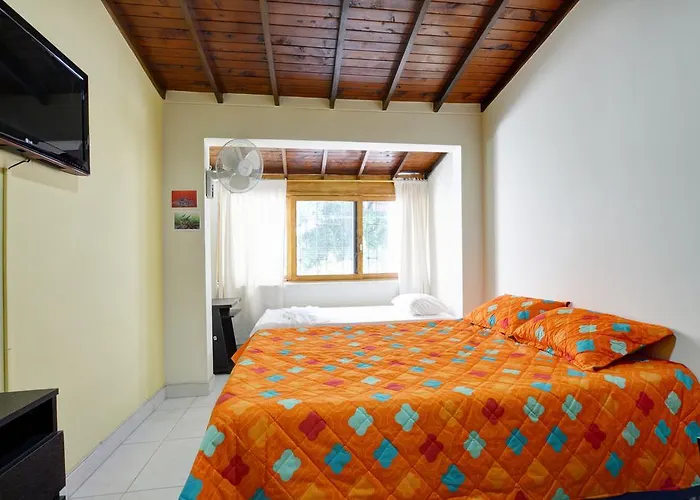 Casa Grande Para Grupos Siete Habitaciones Big House 7 Bedrooms