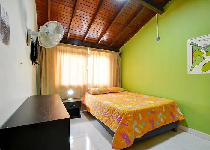 Casa Grande Para Grupos Siete Habitaciones Big House 7 Bedrooms