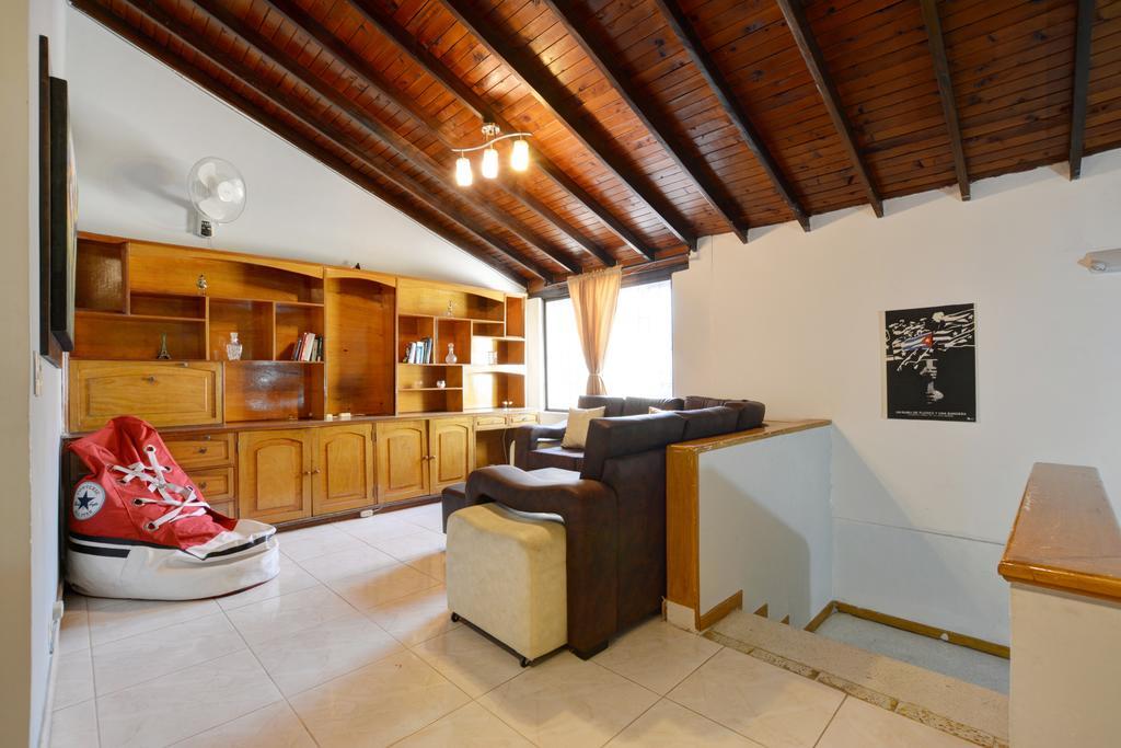 Casa Grande Grupos Siete Big House 7 Bedrooms Holiday home Medellin
